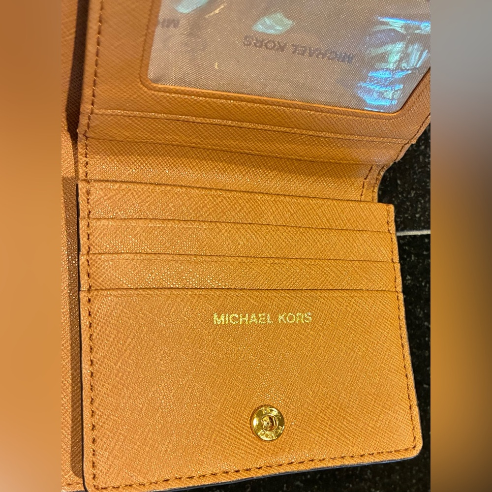 Michael Kors Wallet Saffiano Leather Jet Set Travel Flap Card Holder Caramel - Picture 6 of 13